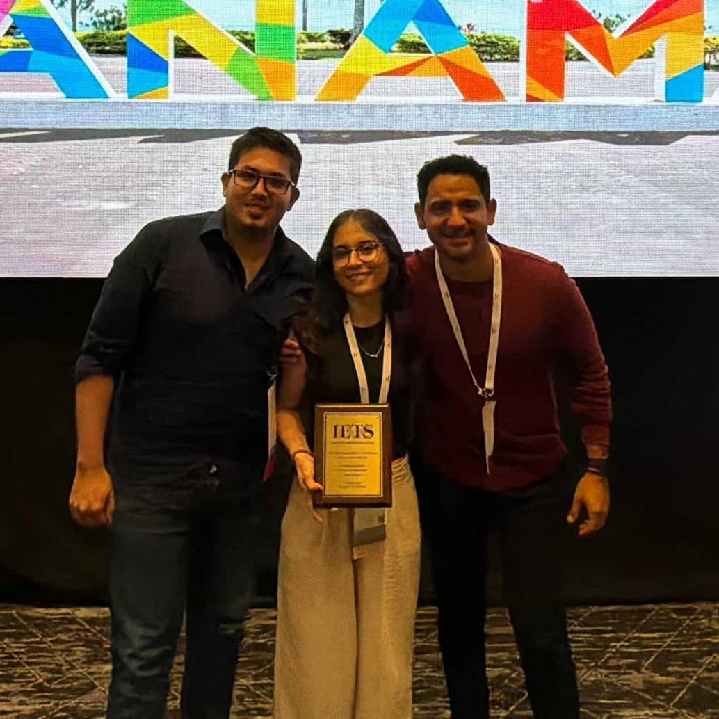 La joven recibió el reconocimiento en enero en Panamá. FOTO: Cortesía Universidad CES
