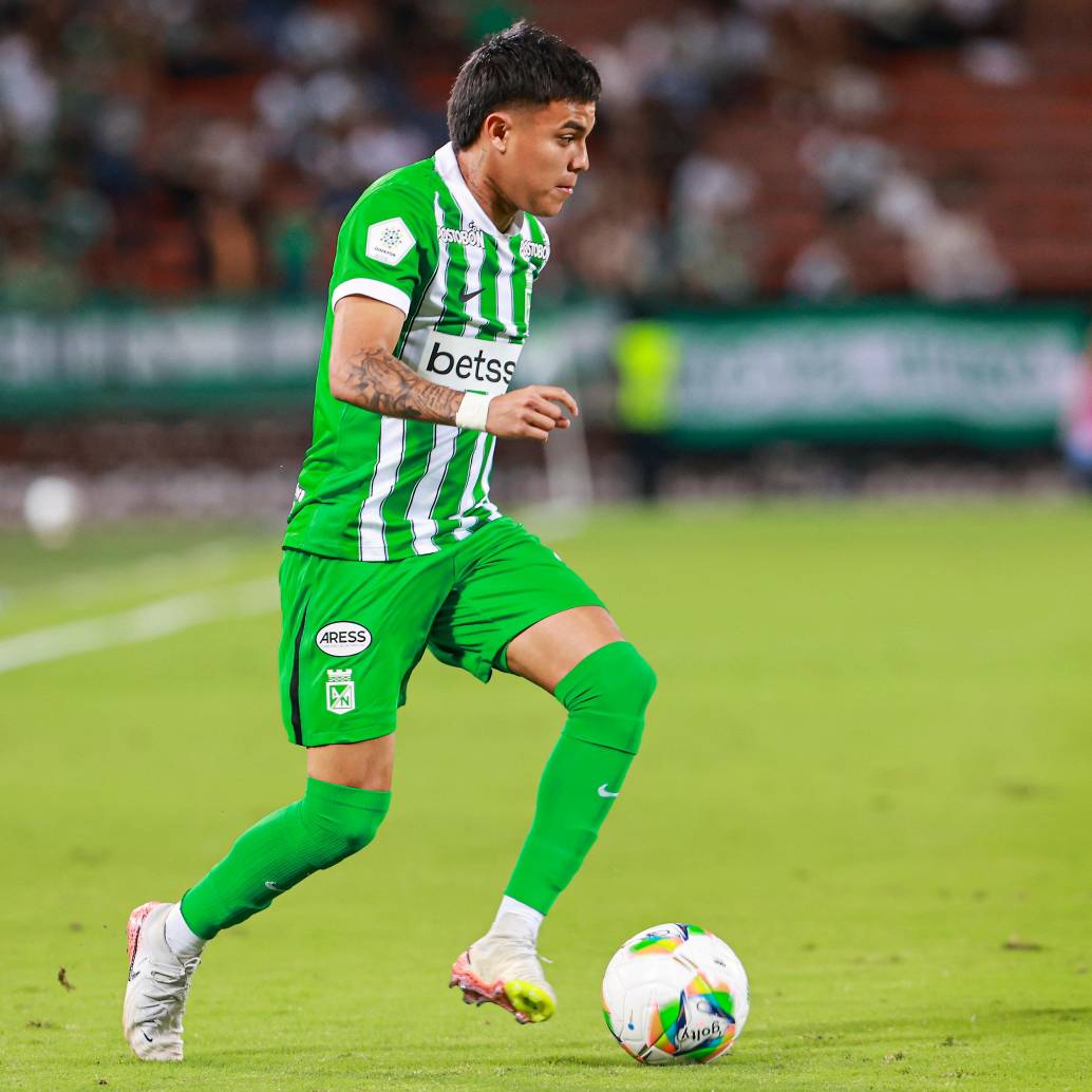 Por ahora, el jugador fue apartado del equipo profesional de Atlético Nacional mientras avanzan las investigaciones. FOTO MANUEL SALDARRIAGA
