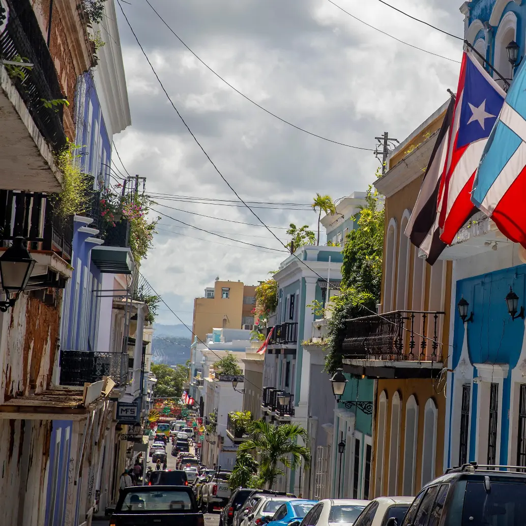 Un vuelo sin escalas de Medellín a San Juan Puerto Rico dura más o menos tres horas. Foto Juan Antonio Sánchez.