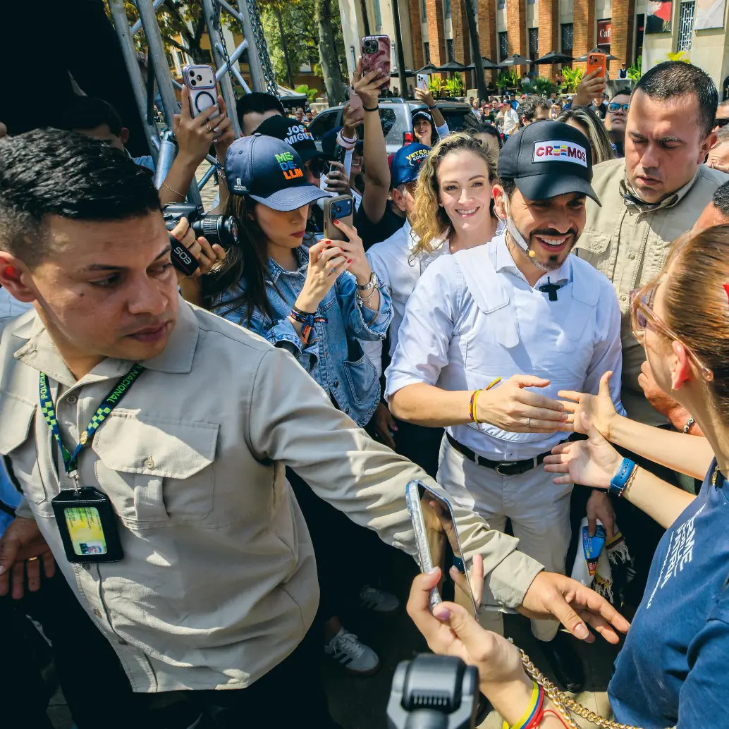 Desde enero pasado, el movimiento Creemos le madrugó a las alianzas y se sumó a la campaña a la presidencia de Abelardo de la Espriella. FOTO Camilo Suárez