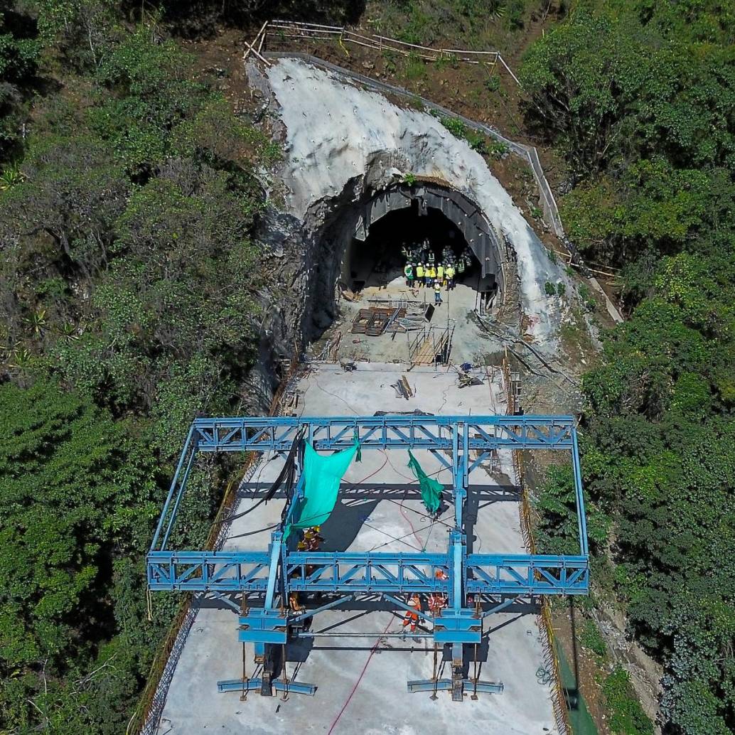Aspecto del avance de la obras del túnel Guillermo Gaviria Echeverri. FOTO: MANUEL SALDARRIAGA QUINTERO