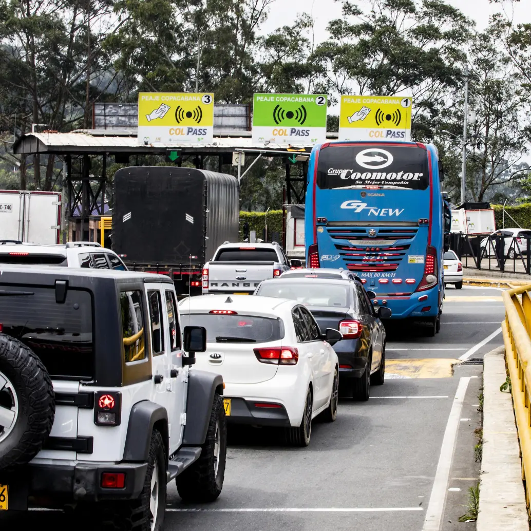 El horario de operación unidireccional del Túnel de Oriente será ampliado desde este fin de semana. FOTO: Jaime Pérez Munévar
