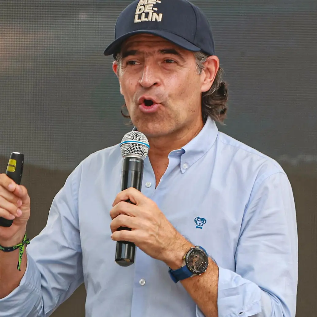 En X, el alcalde se pronunció sobre el evento de presentación de El M-19, de la guerra a la política. FOTO: Manuel Saldarriaga