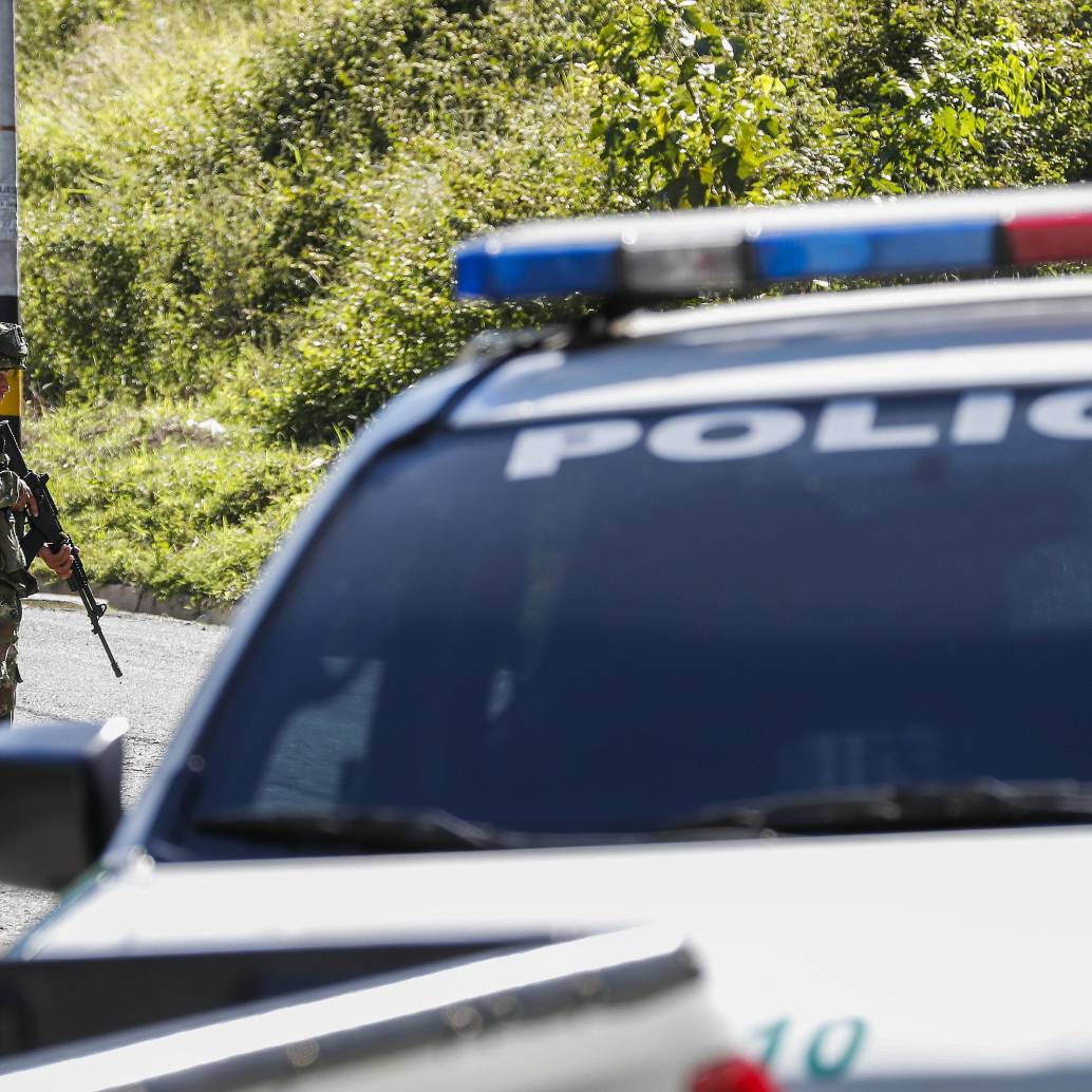 La Policía ya acordó la zona en la que fue abandonado el vehículo a la espera de personal antiexplosivos. Imagen de referencia. FOTO: Robinson Sáenz Vargas