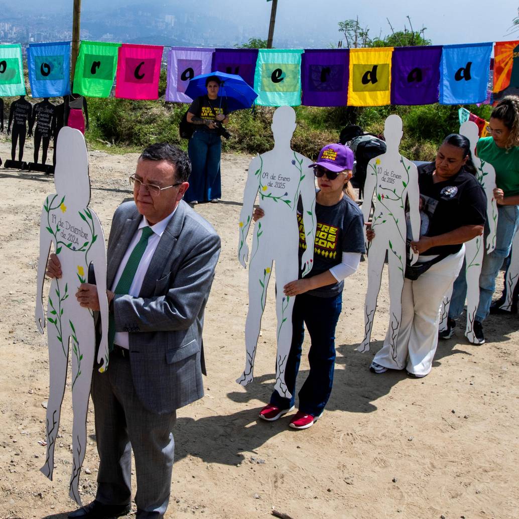 Este anuncio se produce en el marco de la conmemoración del primer aniversario del hallazgo de dos cuerpos en La Escombrera, ocurrido el 18 de diciembre de 2024, un hecho que marcó un antes y un después en la ciudad. FOTO: Julio Herrera