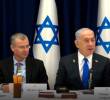 El primer ministro israelí Benjamin Netanyau (en el centro) reporta la nueva baja al grupo terrorista Hamás. FOTO: tomada de X.