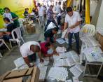 El preconteo de votos para conocer el resultado preliminar de las elecciones es realizado por los jurados de votación. FOTO: Archivo EL COLOMBIANO
