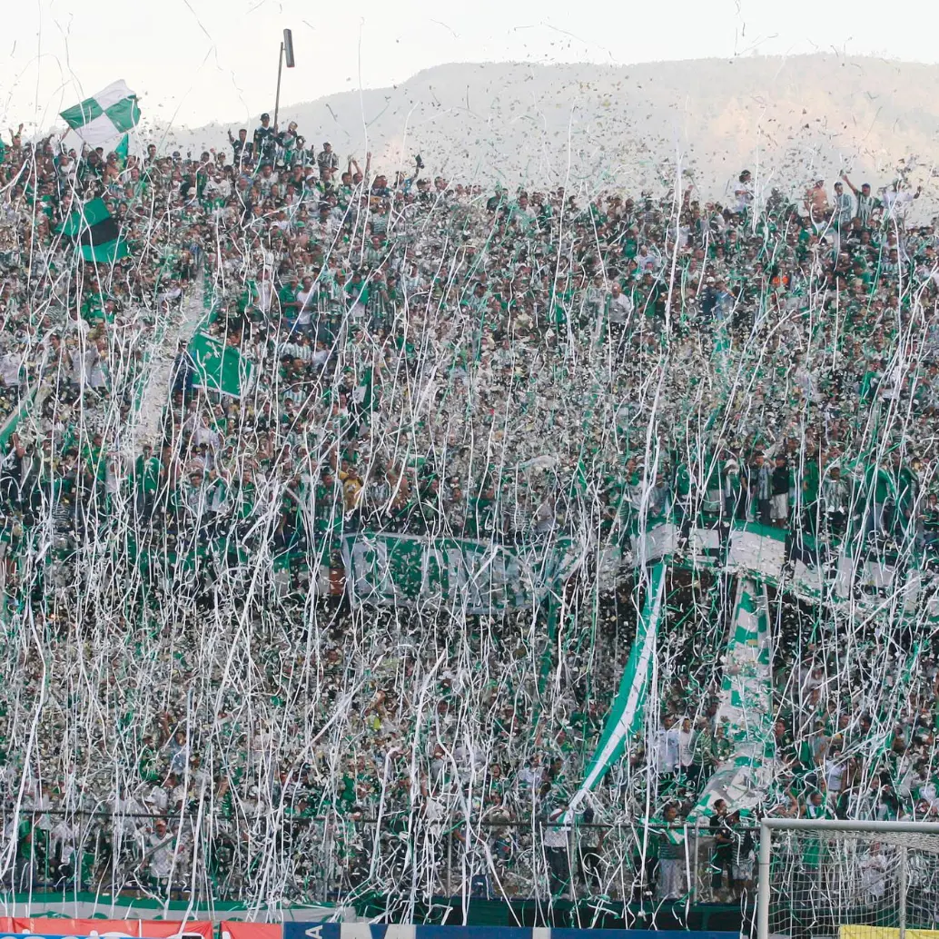 Una imagen similar a esta se verá en el duelo de este lunes en el Atanasio entre Nacional y Junior. FOTO JUAN ANTONIO SÁNCHEZ