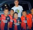 Estos son los menores que fueron sancionados por Newell´s Old Boys tras tomarse una foto con Ignacio Malcorra, jugador de Rosario Central. FOTO PANTALLAZO