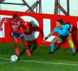 Este es el momento en el que la juez de línea Leslie Vásquez, de Chile señala que la pelota sigue en juego en la acción de Francisco Chaverra, para el tercer gol del DIM en Cusco. FOTO PANTALLAZO
