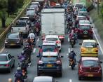 Se mantiene la expectativa de los distintos usuarios de motos, taxis, y transporte urbano e intermunicipal, quienes eran los beneficiados y esperaban adquirir este seguro. FOTO camilo suárez