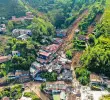 Vista aérea del barrio San Isidro de Sabaneta, tras el derrumbe que se desató en la tarde del jueves. <span class=mln_uppercase_mln>FOTOS</span> <b><span class=mln_uppercase_mln>Camilo Suárez</span></b>