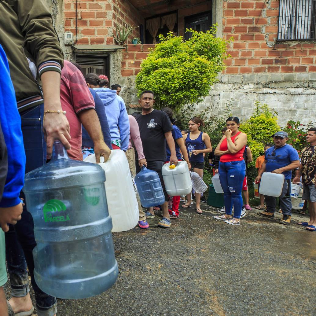 Imagen de referencia de un corte de agua en el Aburrá. Foto: Andrés Camilo Suárez Echeverry.