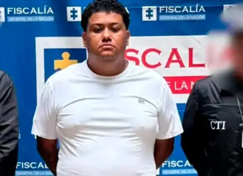 ¡Tan vivo! Lo acusan de cobrar para “asegurar” puestos en la Secretaría de Movilidad