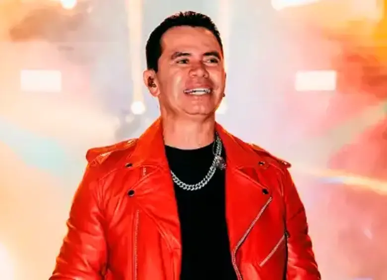 “Botella va, botella viene”: cancelan concierto de Jhonny Rivera por tremenda riña