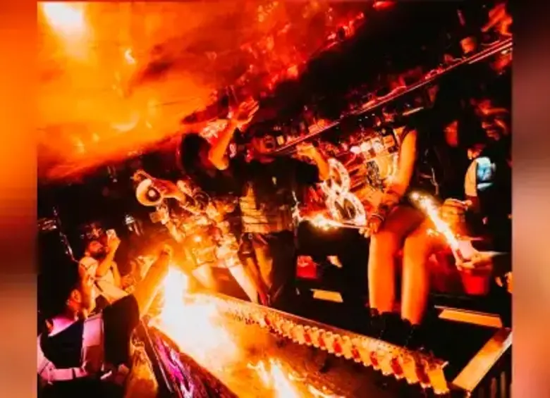 Medellín, la discoteca donde los meseros usan chaleco antibalas