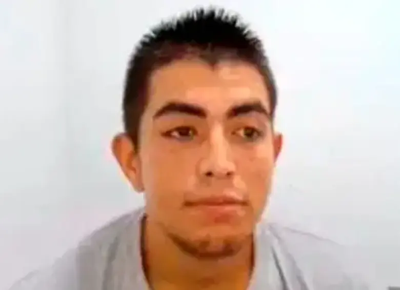 “Me siento ‘arrumado’ y arruinado”: padre que era maltratado y robado por su hijo
