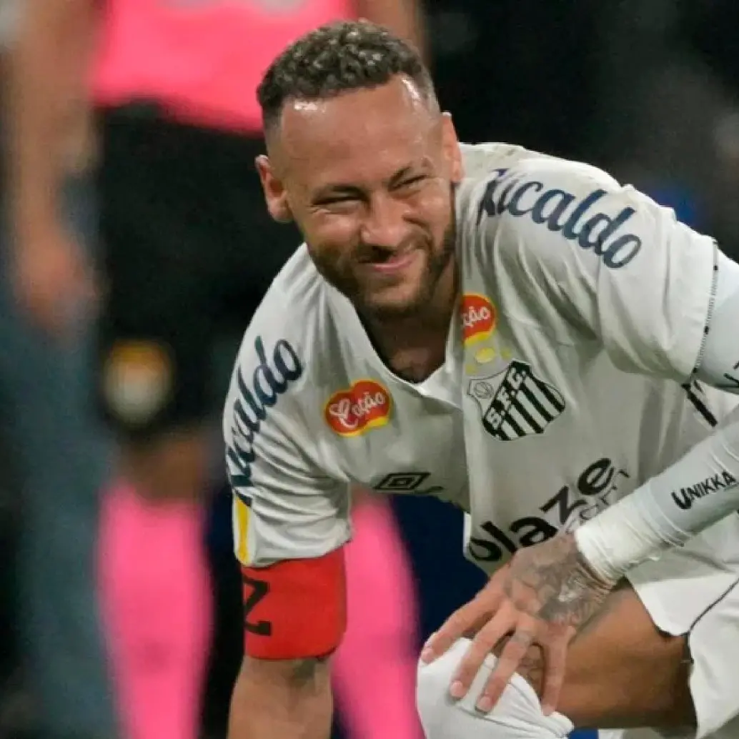 Neymar, de 34 años de edad, espera recuperarse para disputar su cuarto Mundial. FOTO: AFP