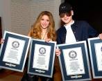 Los artistas recibieron sus certificados en Nueva York, Estados Unidos. Shakira ya cuenta con 17 récords en su carrera. FOTO: TOMADA DE INSTAGRAM @guinnessworldrecords