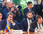 Nicolás Maduro asistió a la Cumbre y sostuvo reuniones bilaterales con varios presidentes de la región, entre ellos el colombiano Gustavo Petro. FOTO: TOMADA DE TWITTER @NicolasMaduro