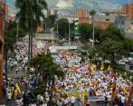 Desde las 10 de la mañana, cientos de manifestantes recorrieron las vías de Medellín para protestar en contra del gobierno de Gustavo Petro y Daniel Quintero. FOTO: CAMILO SUÁREZ