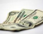 Al cierre de la jornada, se registró un precio máximo de $4.559,80 y uno mínimo de $4.514,08. Además, se realizaron 1.429 transacciones por US$898,5 millones. FOTO Colprensa