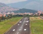 Hasta el momento no hay vuelos en el aeropuerto Olaya Herrera, de Medellín, por cuenta de las lluvias. FOTO: ESNEYDER GUTIÉRREZ CARDONA