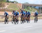 El equipo nacional está integrado por corredores fuertes en el terreno plano, que se defienden en las subidas y que van bien en pruebas de un día. Este domingo esperan ser protagonistas en Panamá. FOTO CORTESÍA FEDECICLISMO