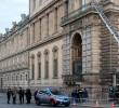 El pasado domingo 19 de octubre, ladrones ingresaron al Museo de Louvre en París y robaron varios joyas de la sala Apolo avaluadas en 88 millones de Euros. Foto AFP.