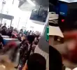 Se desconoce qué desató la violenta riña que dejó a un hombre con heridas de arma blanca. IMAGEN TOMADA DEL VIDEO