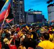 Los aficionados de la Selección Colombia llenaron las afueras del hotel en que se queda el equipo nacional en Miami. Foto: Juan Antonio Sánchez
