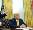 El presidente de la FIFA, Gianni Infantino, estuvo con el presidente de Estados Unidos, Donald Trump, en la Oficina Oval. FOTO: Getty.
