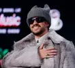 Este jueves, Bad Bunny asistió a una rueda de prensa para hablar sobre su show en el Super Bowl. FOTO: Getty