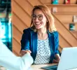 Del total de ofertas 148 son en modalidad híbrida y unas 40 en remoto, lo que abre la posibilidad de acceder a trabajos con mayor flexibilidad. FOTO: GETTY