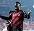 Kevin Viveros está en un nivel brillante en Brasil y es el máximo goleador con 16 anotaciones. Además, suma cinco dobletes en la temporada, algo que hasta ahora no había alcanzado ningún colombiano. <span class=mln_uppercase_mln>FOTO GETTY</span>
