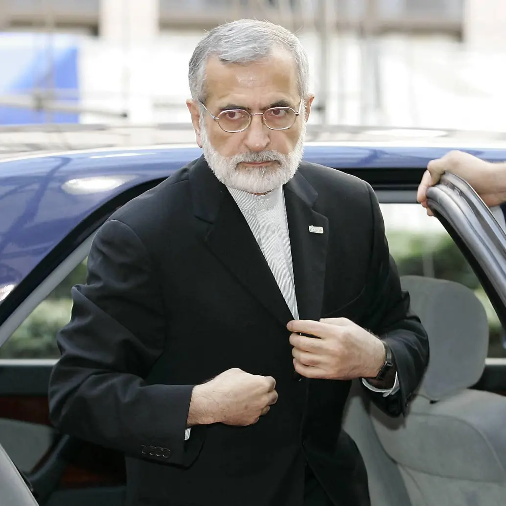 Kamal Kharazi dio declaraciones en Teherán sobre la postura del Gobierno iraní frente al conflicto con Estados Unidos. FOTO: AFP.