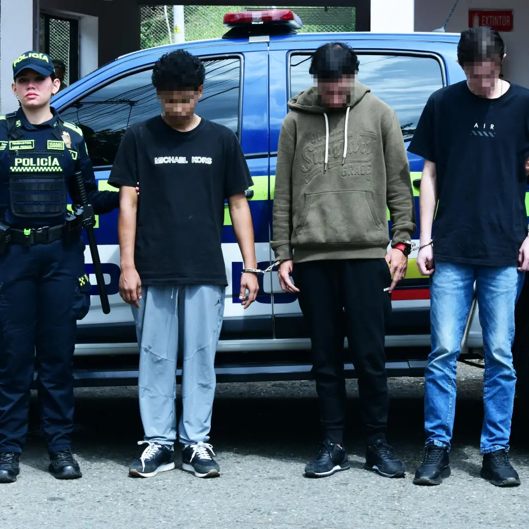 Los tres jóvenes harían parte de la banda criminal Robledo. FOTO: Cortesía