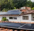 Comunidad energética en Laureles (Medellín) permite a usuarios acceder a energía solar compartida sin instalar paneles, reduciendo costos en la factura eléctrica. FOTO suministrada por BCK