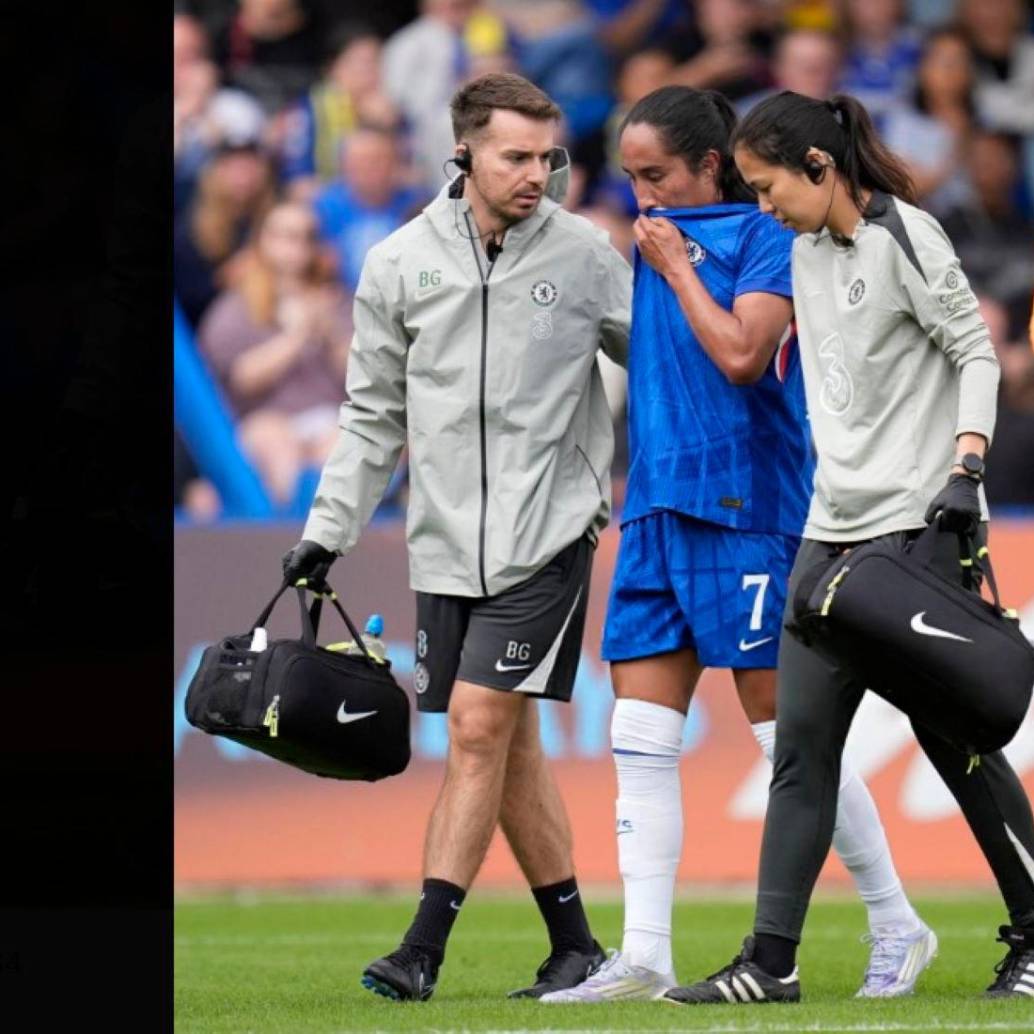 Mayra Ramírez salió lesionada del amistoso entre el Chelsea y AC Milan, por lo que fue sometida a una operación y estará de baja el resto del 2025. FOTO TOMADA X@CFC__Women