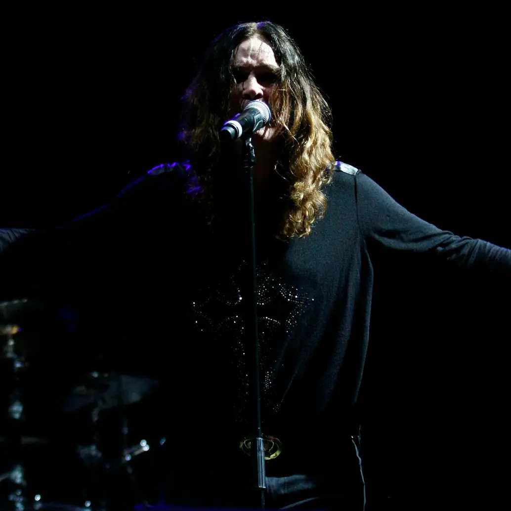 La carrera de Ozzy Osbourne marcó generaciones con una estética provocadora, una vida intensa y un legado musical que redefinió el rock para siempre. FOTO Colprensa