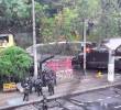 Los disturbios mantuvieron cerradas durante cerca de una hora vías principales en el norte de Medellín, lo que generó caos vehicular y parálisis del servicio público de transporte. Foto: Cortesía