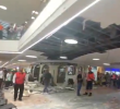 Entre siete a diez personas resultaron lesionadas después de que las cubiertas del techo de Unicentro colapsaran. Foto: captura de video