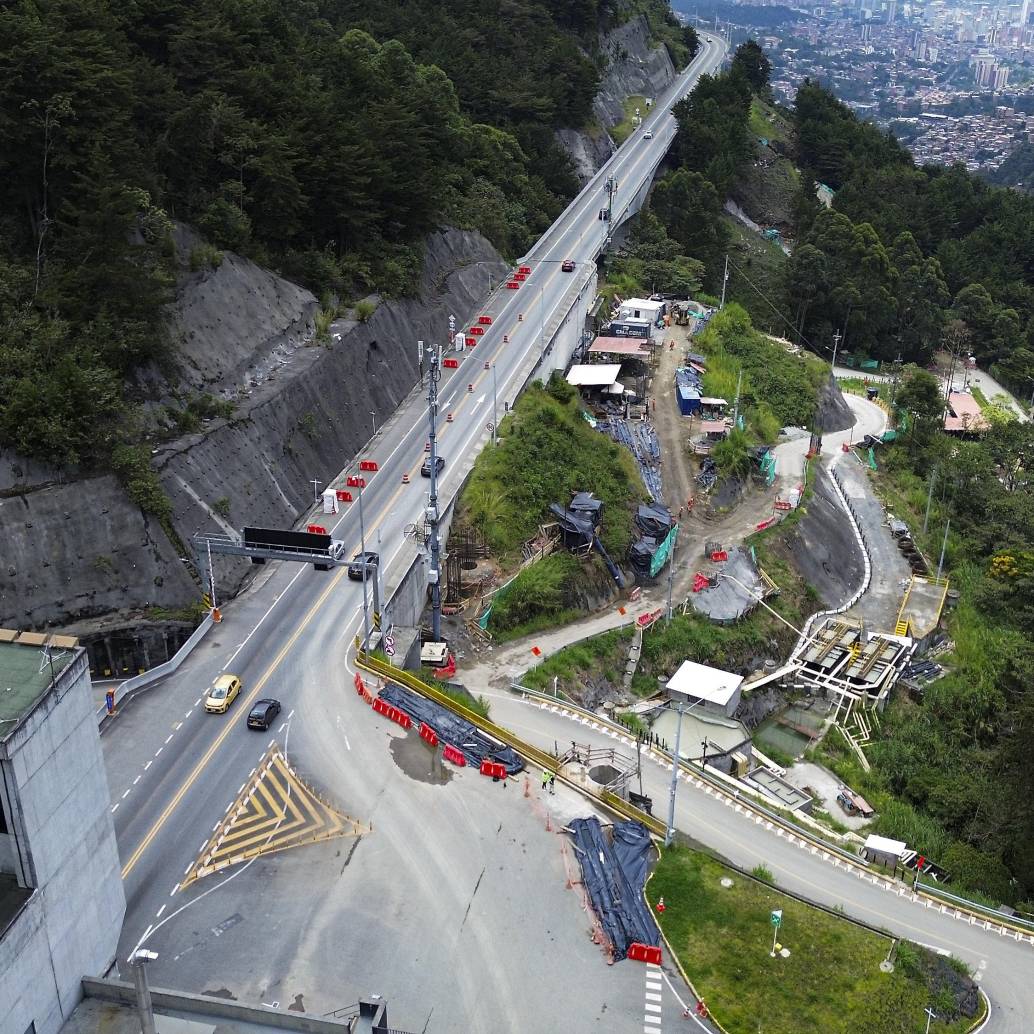 Panorámica de un tramo del Túnel de Oriente. Foto: Manuel Saldarriaga Quintero.
