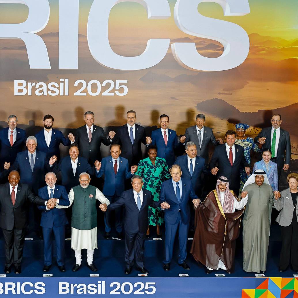 La Cumbre de los BRICS con países miembros, invitados y organizaciones se reúnen para debatir temas clave de la agenda internacional. El debate se centró en el medioambiente, la COP30 y la salud global. FOTO: Presidencia Brasil.