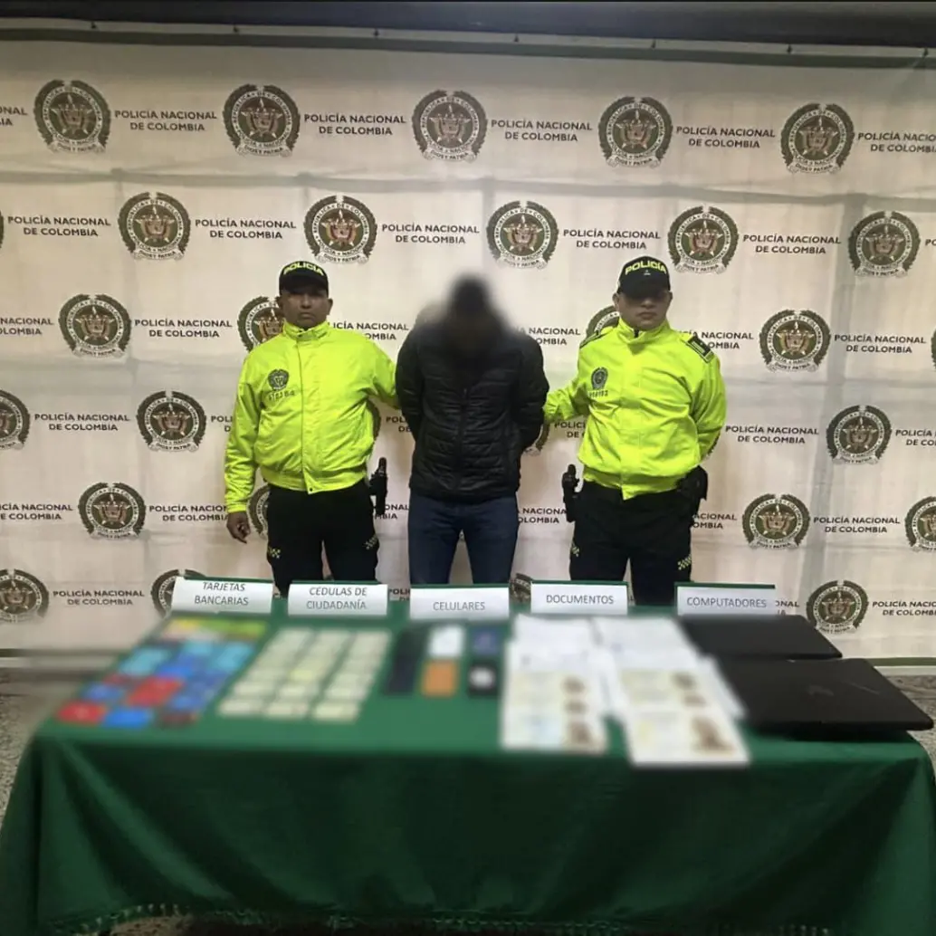 Un hombre suplantaba identidades para quedarse con las pensiones y cesantías de otras personas. FOTO: Fiscalía