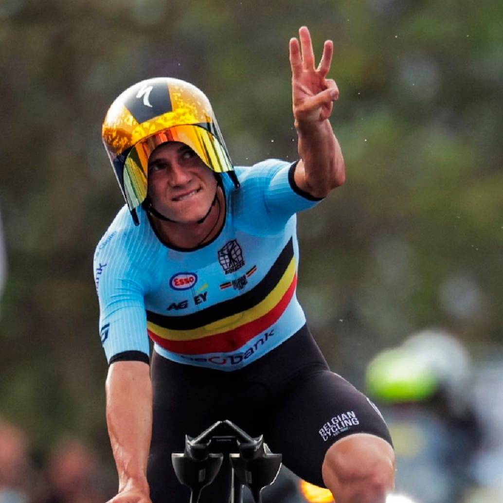 Remco estuvo bestial en la crono en Ruanda. Ganó con autoridad, hasta sobrepasó en el camino a Pogacar, que había largado 2.30 minutos antes. FOTO X-UCI