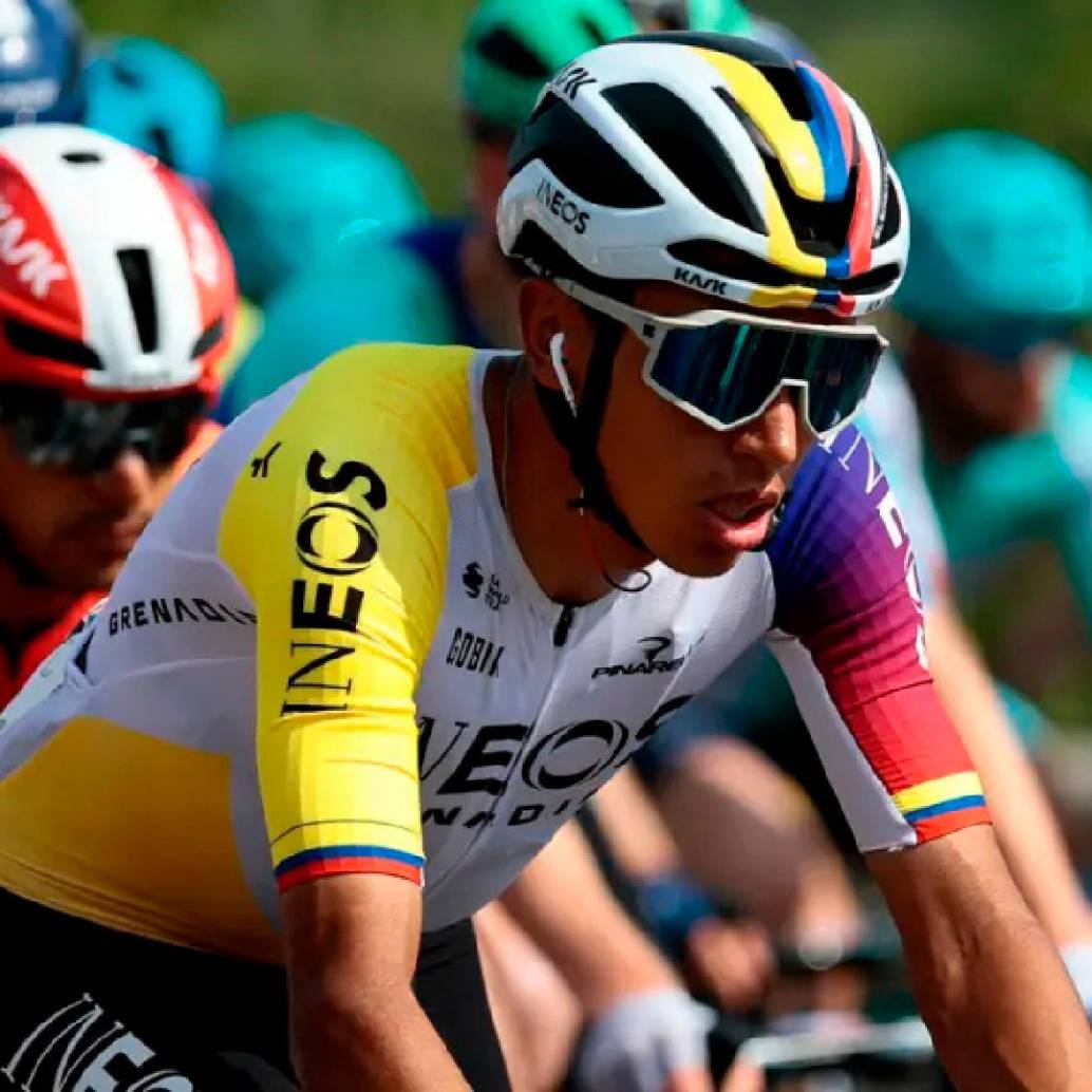 Egan Bernal sorprende con su nivel y ambición en el Giro de Italia. FOTO: AFP