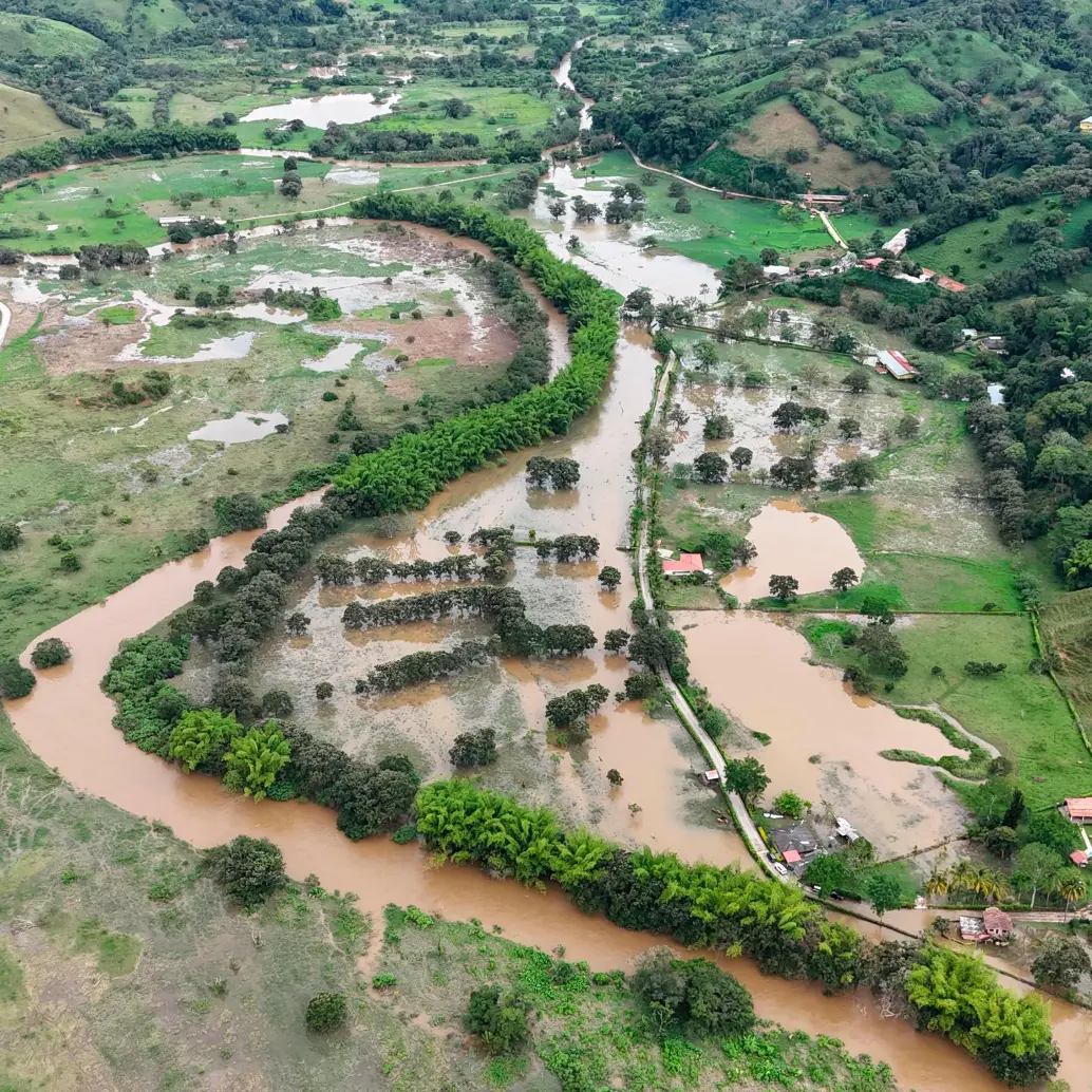 Así están desde hace dos semanas los habitantes de cuatro veredas de Donmatías y Santa Rosa de Osos. FOTOS: CORTESÍA