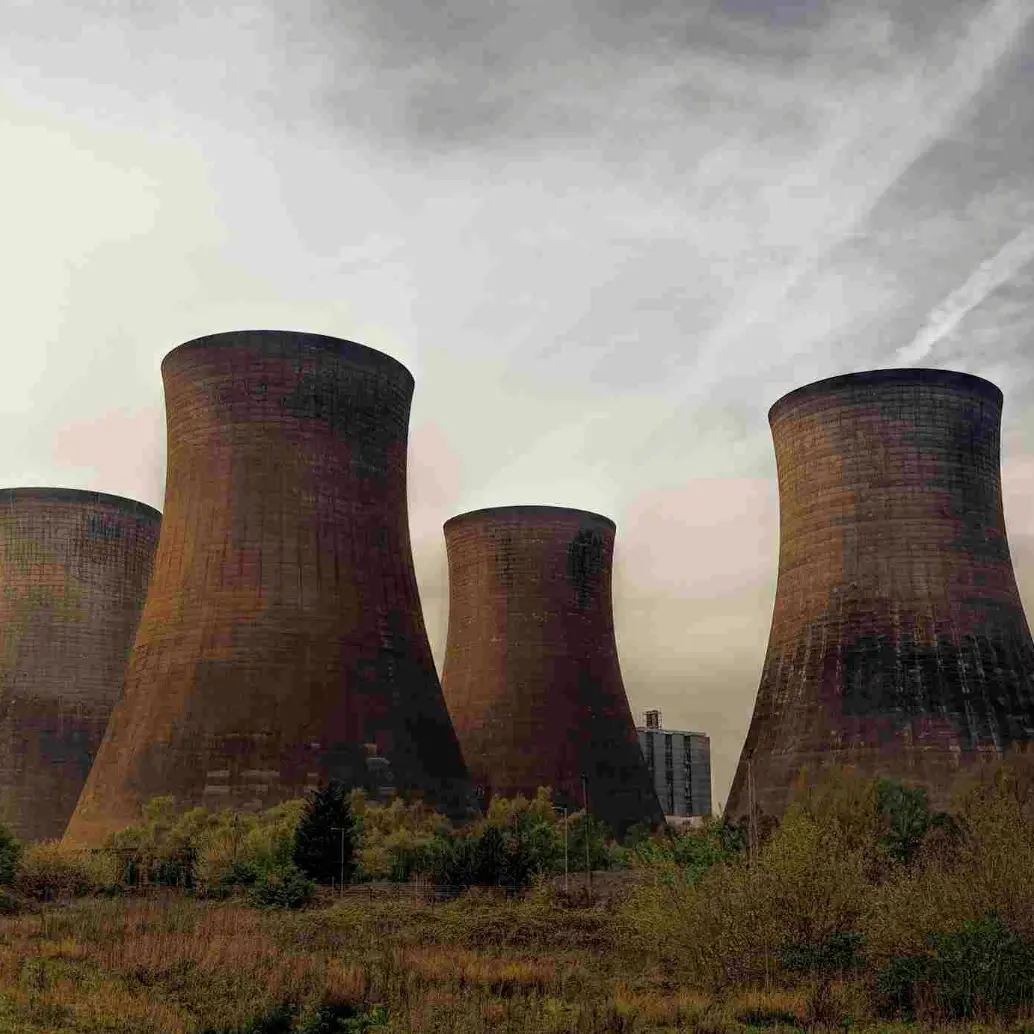 La nueva Ley Nuclear crea la Agencia Nacional de Seguridad Nuclear y fortalece el desarrollo de aplicaciones en salud, investigación, industria y energía. FOTO: FREEPIK
