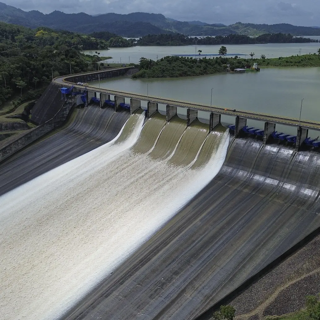 La medida aplicará para las empresas generadoras de energía hidroeléctrica y termoeléctrica ubicadas en las cuencas hidrográficas afectadas en los departamentos de Córdoba, Antioquia, La Guajira, Sucre, Bolívar, Cesar, Magdalena y Chocó. Foto: Manuel Saldarriaga